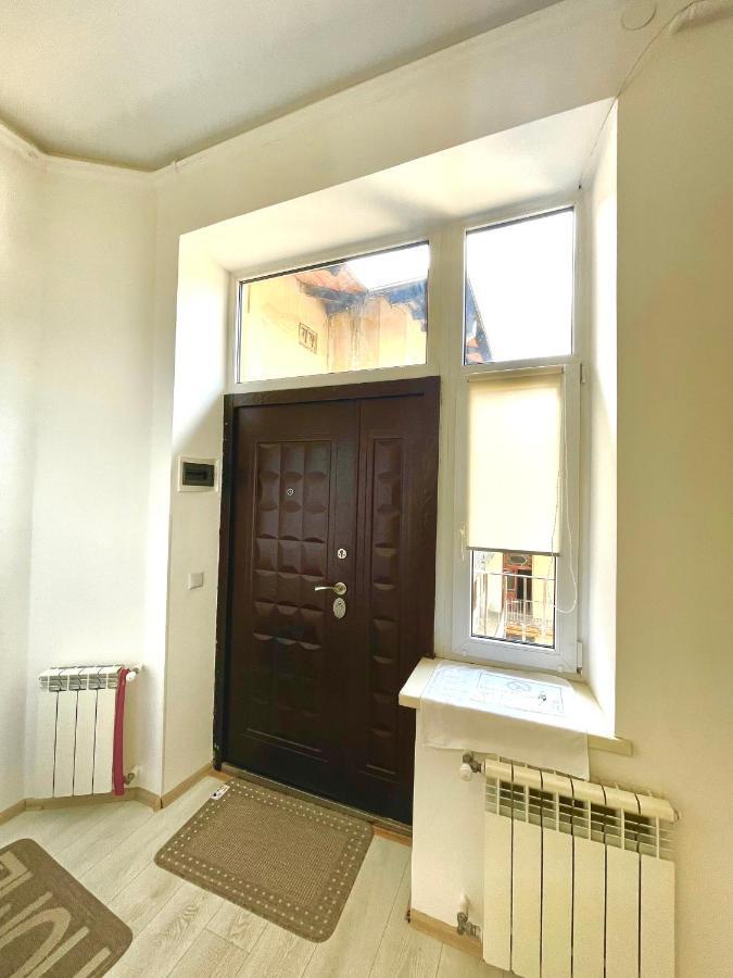 Vintage Apartment Kotlyarska10 Lviv Exterior foto