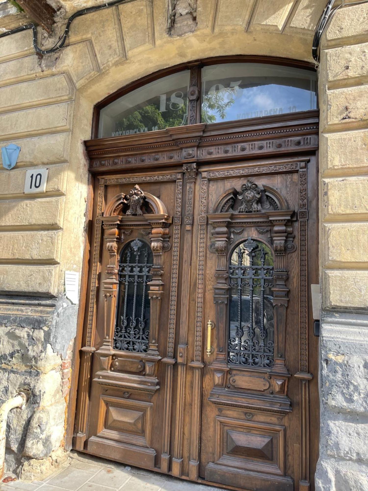 Vintage Apartment Kotlyarska10 Lviv Exterior foto